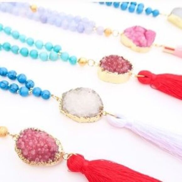 Sacred Druzy Blue & White tassel necklace - Picture 2 of 8